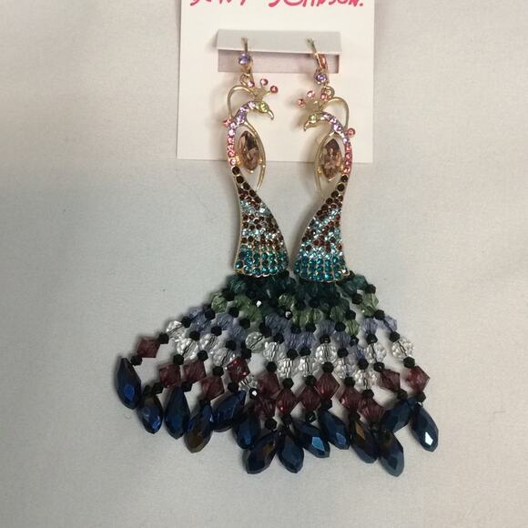 NEW BETSEY JOHNSON GOLD TONE TURQUOISE BEADED PEACOCK DANGLE EARRINGS - Picture 2 of 6